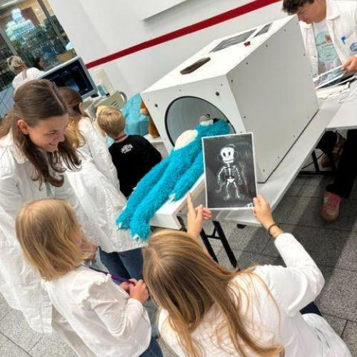 Kinder in der Klinik