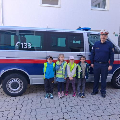 Kinder Polizei